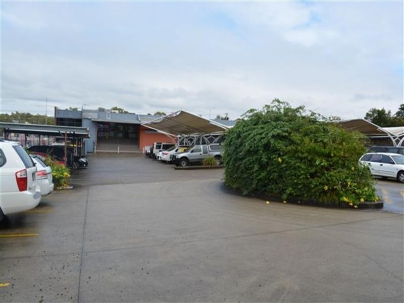 Unit 8/3360 Pacific Highway, Springwood QLD 4127