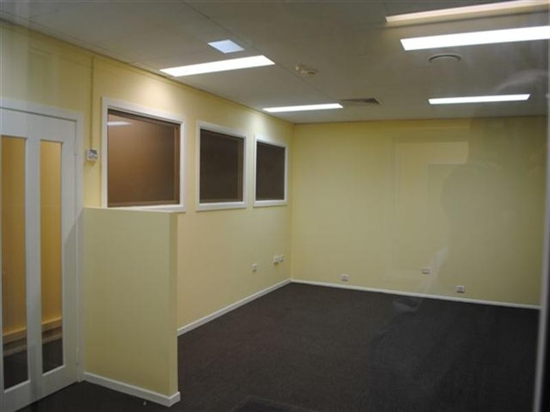Unit 4/21 Mayes Avenue, Logan Central QLD 4114