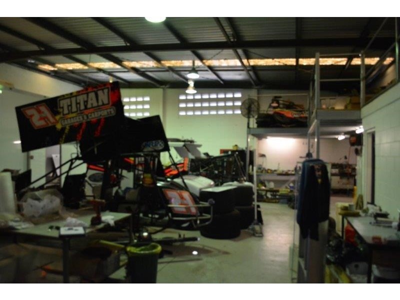 2/5 Pendrey Court, Woodridge QLD 4114