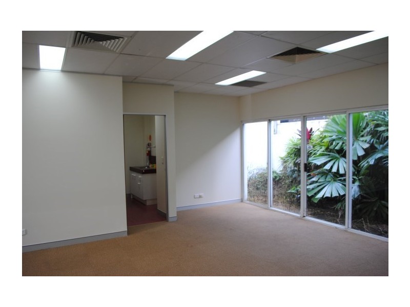 5/3442 Pacific Highway, Springwood QLD 4127