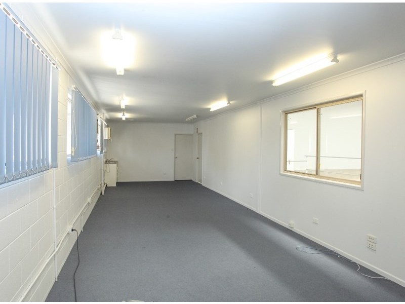 2/11 Darnick Street, Underwood QLD 4119