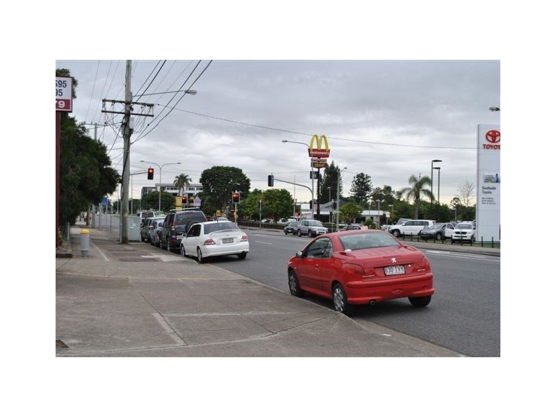 2/1921 Logan Road, Upper Mount Gravatt QLD 4122