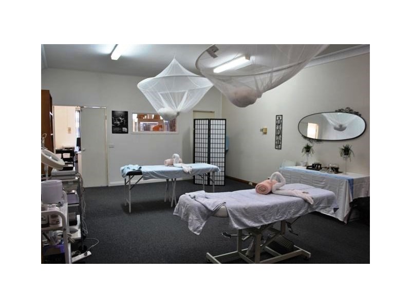 4/3460 Pacific Highway, Springwood QLD 4127