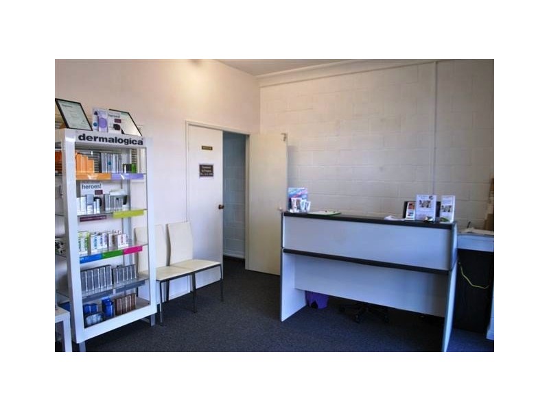 4/3460 Pacific Highway, Springwood QLD 4127