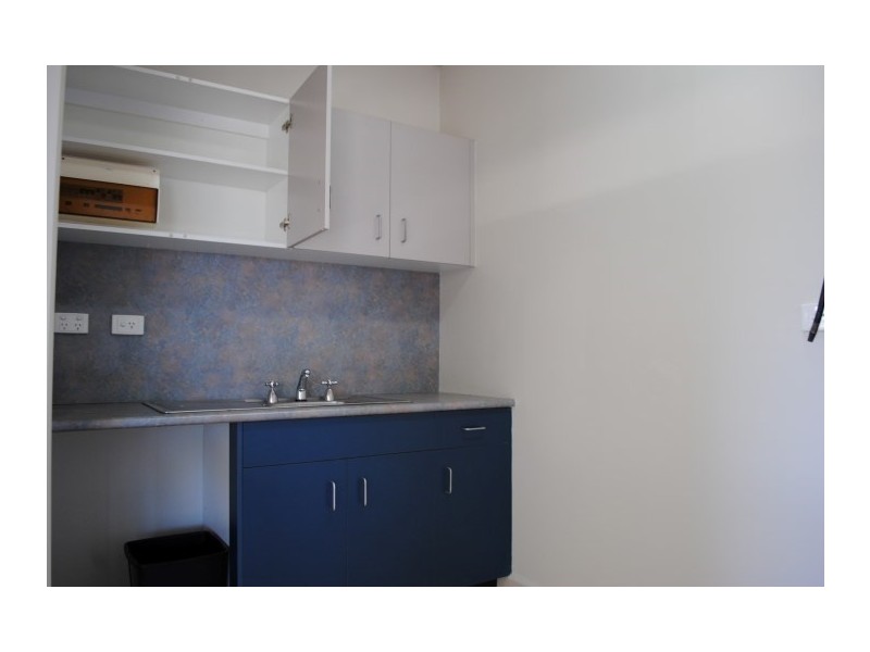 2/16 Vanessa Boulevard, Springwood QLD 4127