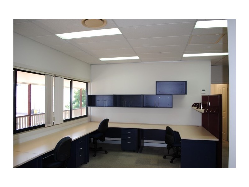 2/16 Vanessa Boulevard, Springwood QLD 4127