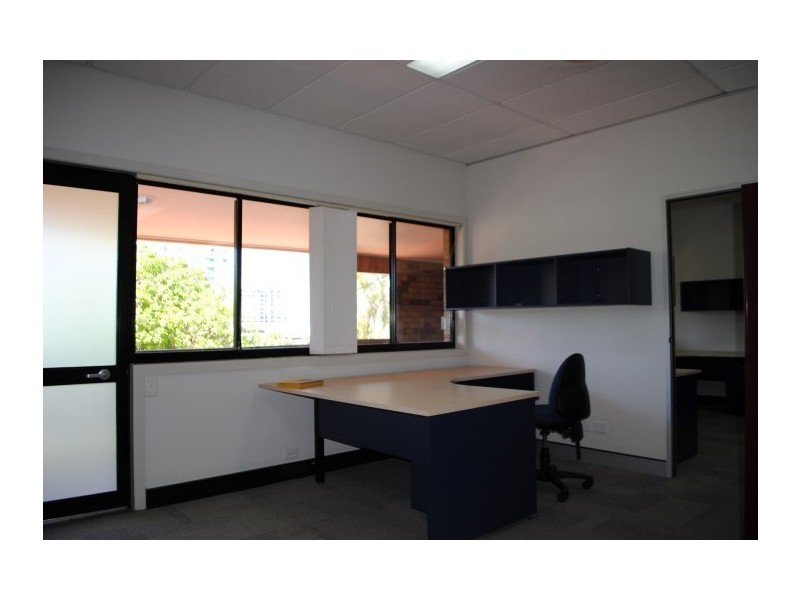 2/16 Vanessa Boulevard, Springwood QLD 4127