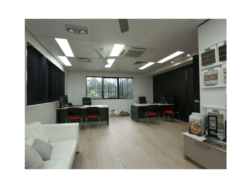 3912 Pacific Highway, Loganholme QLD 4129