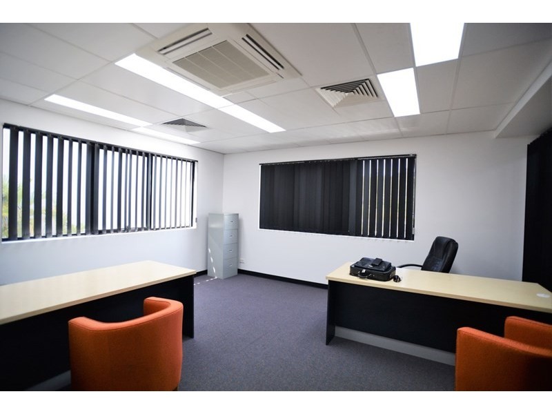 3912 Pacific Highway, Loganholme QLD 4129