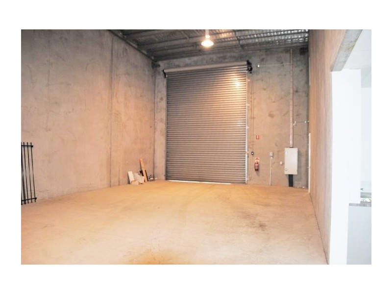 2/3-19 University Drive, Meadowbrook QLD 4131