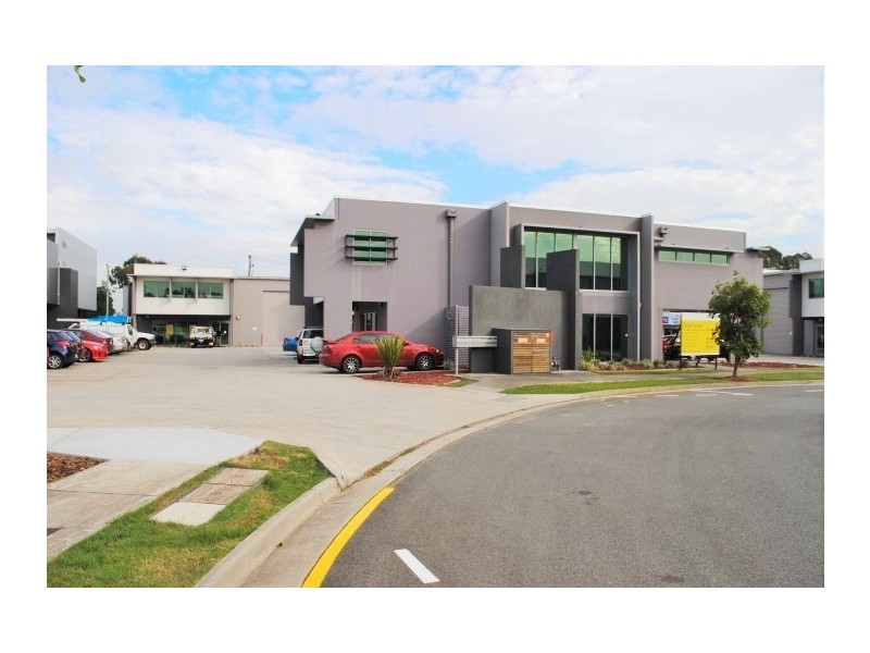 2/3-19 University Drive, Meadowbrook QLD 4131