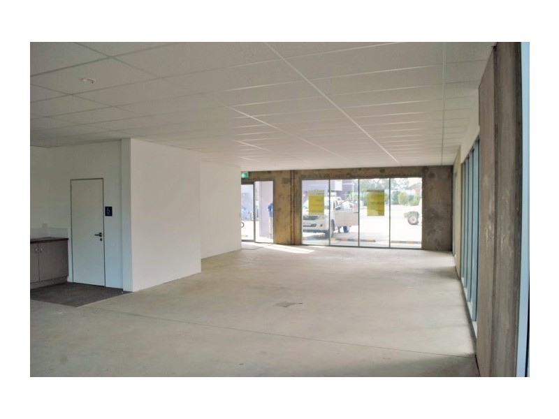 2/3-19 University Drive, Meadowbrook QLD 4131