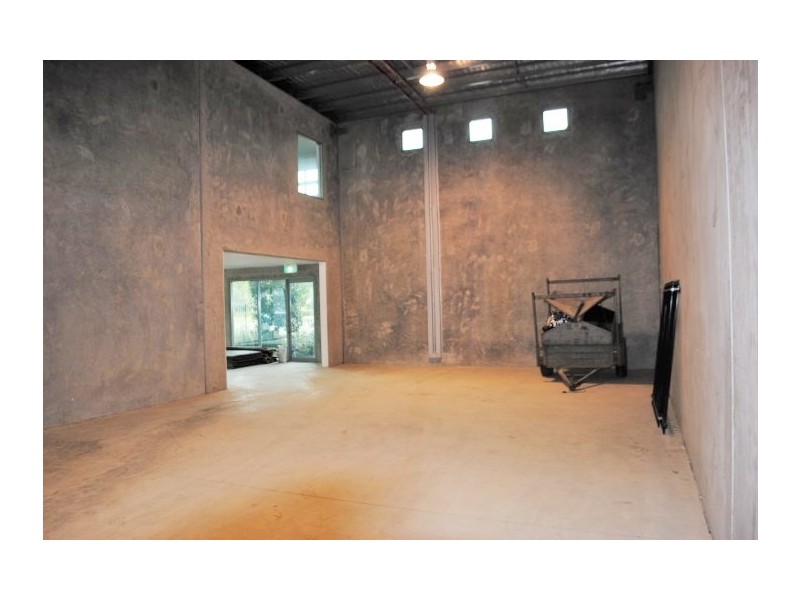 2/3-19 University Drive, Meadowbrook QLD 4131