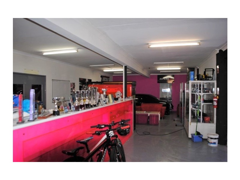 3295 Logan Road, Underwood QLD 4119