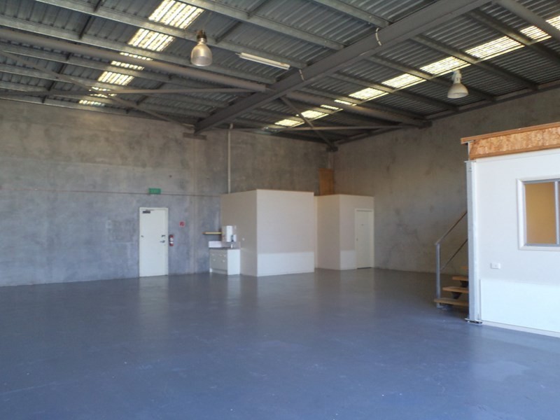 1-2/61-71 Nestor Drive, Meadowbrook QLD 4131