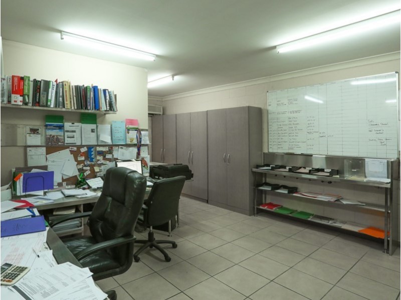 353 Macdonnell Road, Clontarf QLD 4019