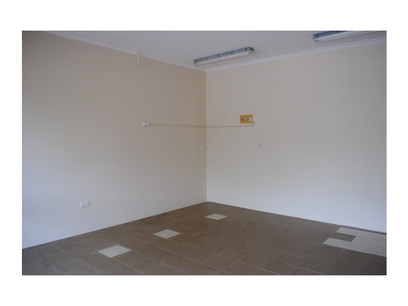 11/76-86 Queens Road, Kingston QLD 4114