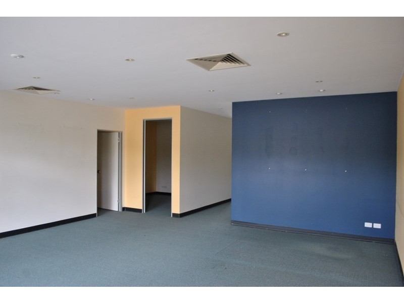 10B/3352 Pacific Highway, Springwood QLD 4127