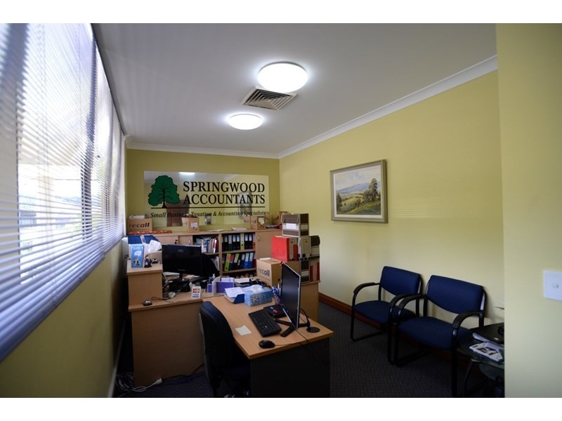 5/1 Oricon Court, Springwood QLD 4127