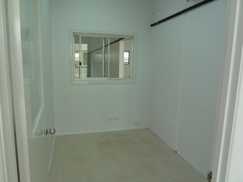 7+8/10 Compton Road, Woodridge QLD 4114