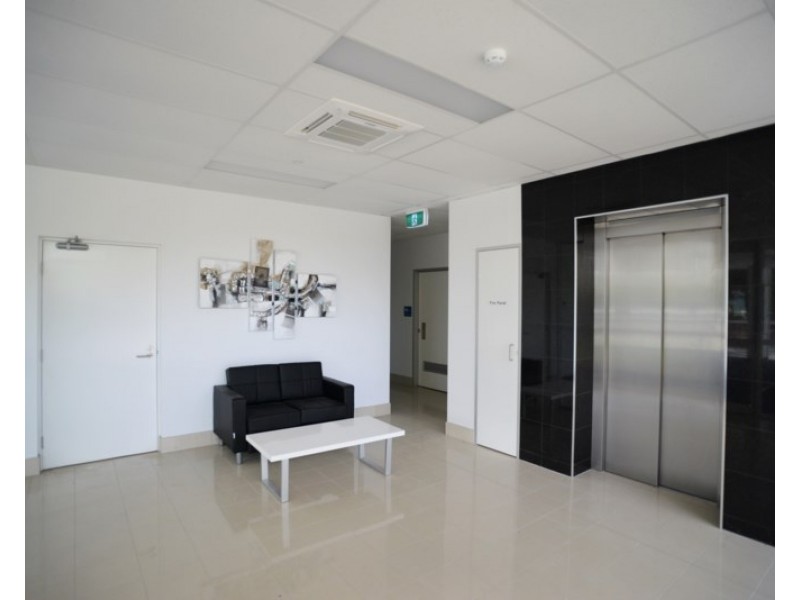 2/54-66 Perrin Drive, Underwood QLD 4119