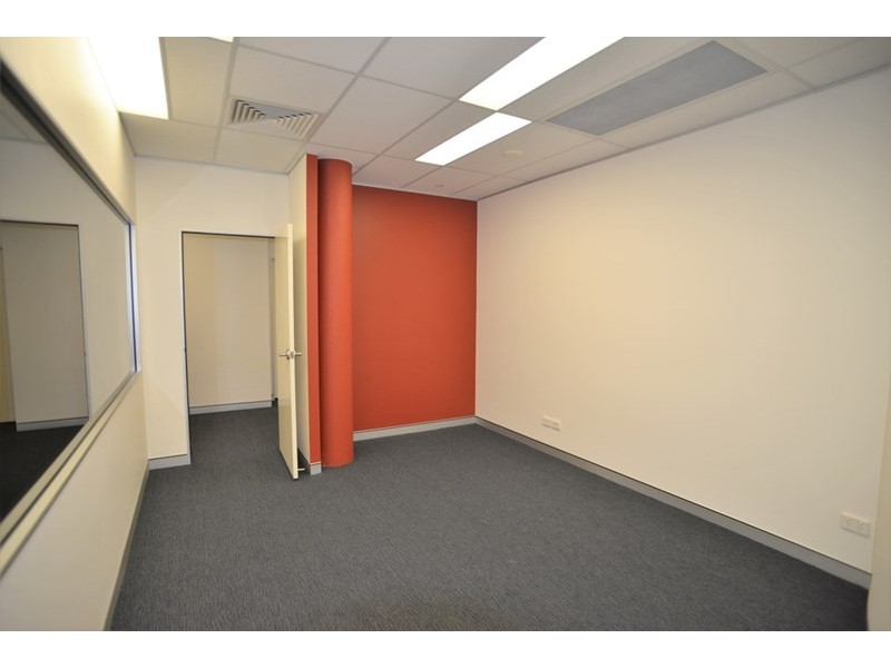 1/3950 Pacific Highway, Loganholme QLD 4129