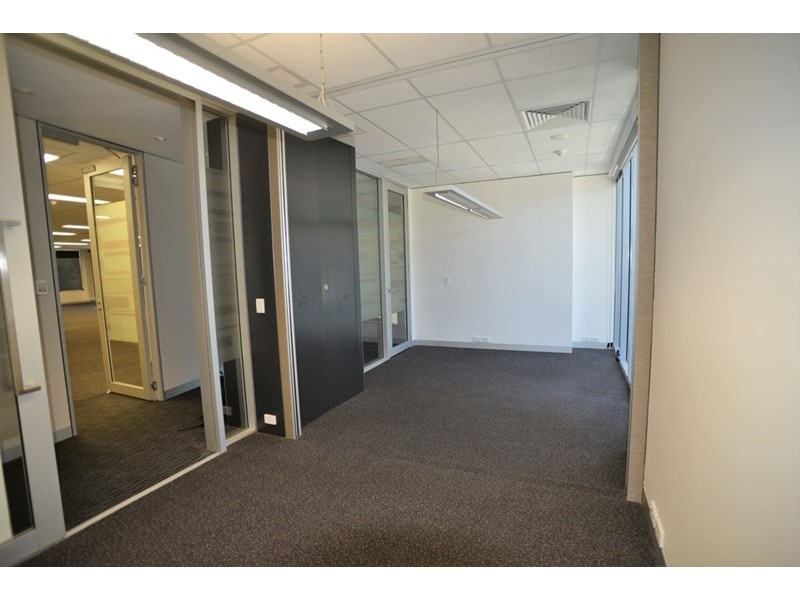 5+6/3950 Pacific Highway, Loganholme QLD 4129
