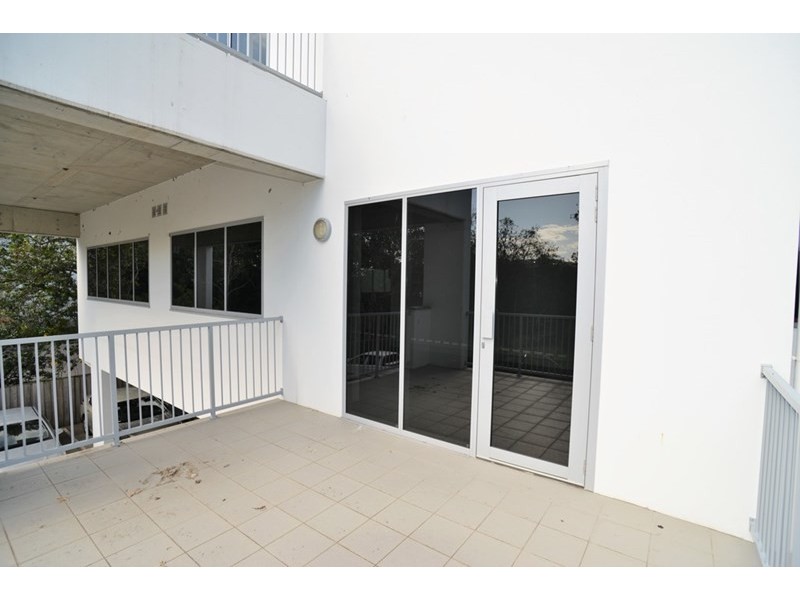 2/3908-3910 Pacific Highway, Loganholme QLD 4129