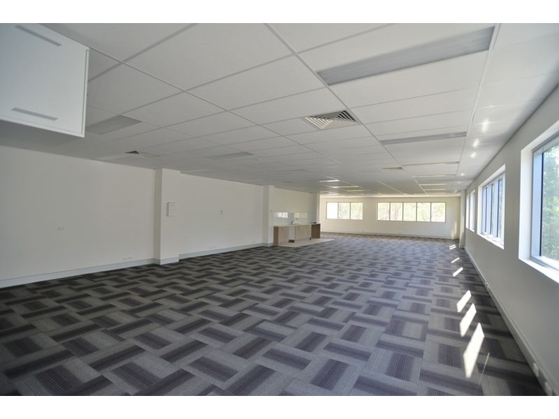 2/3908-3910 Pacific Highway, Loganholme QLD 4129