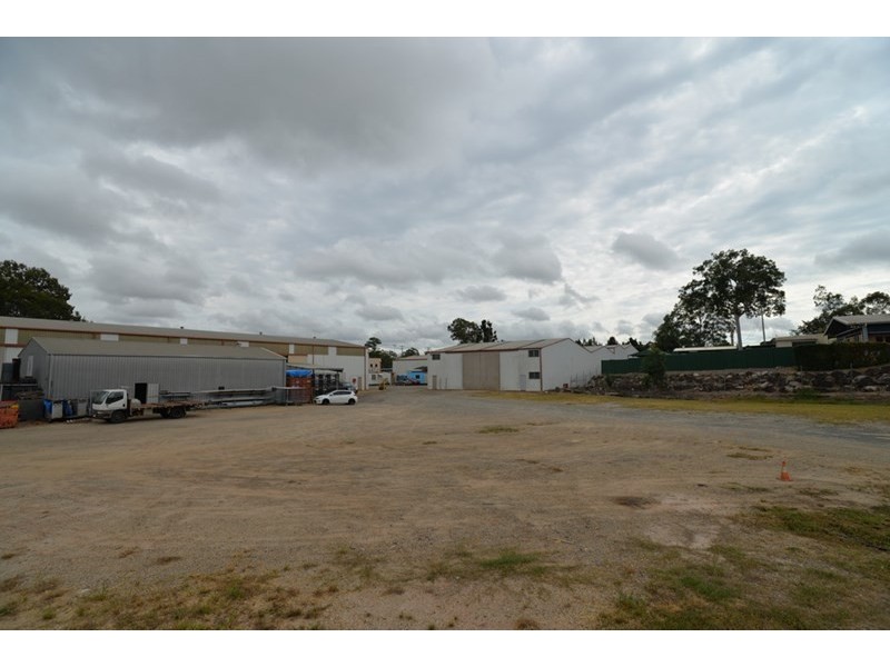3A/207 Queens Road, Kingston QLD 4114