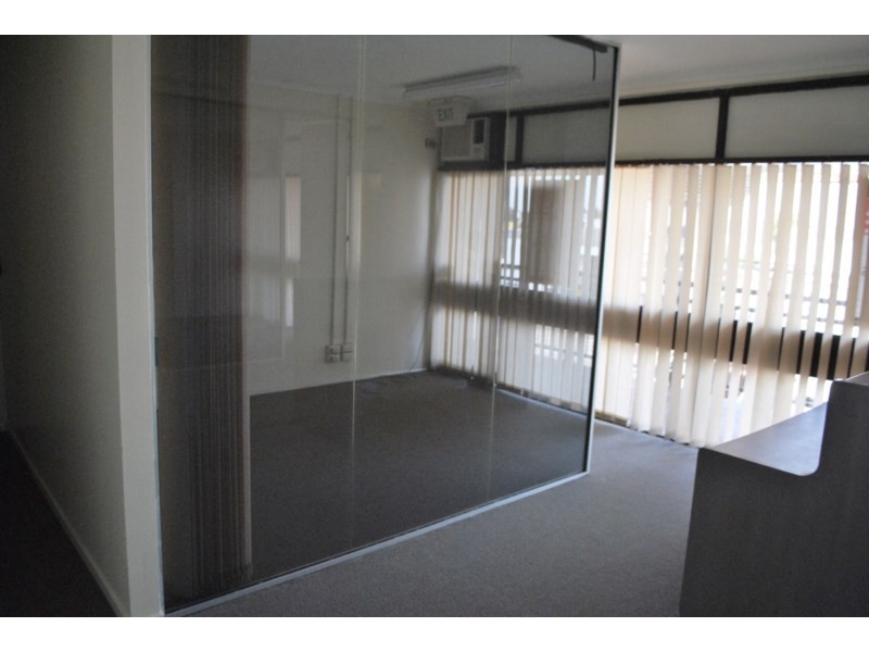 17+18/8 Dennis Road, Springwood QLD 4127