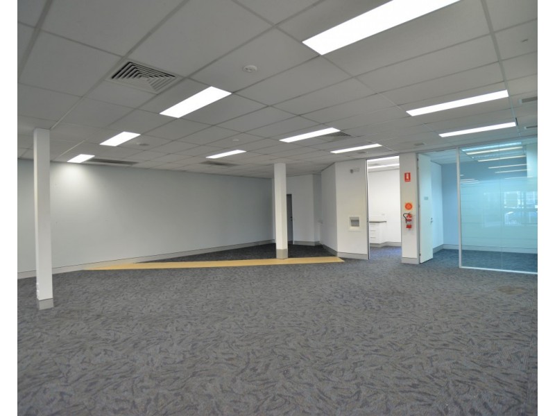 1/1-7 Carol Avenue, Springwood QLD 4127