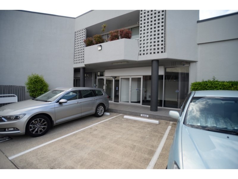 3368 Pacific Highway, Springwood QLD 4127