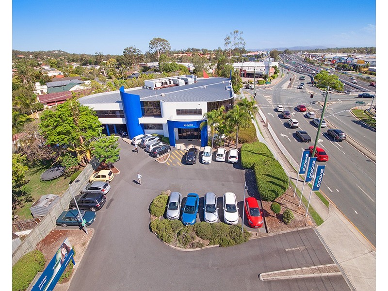 3398 PACIFIC Highway, Springwood QLD 4127