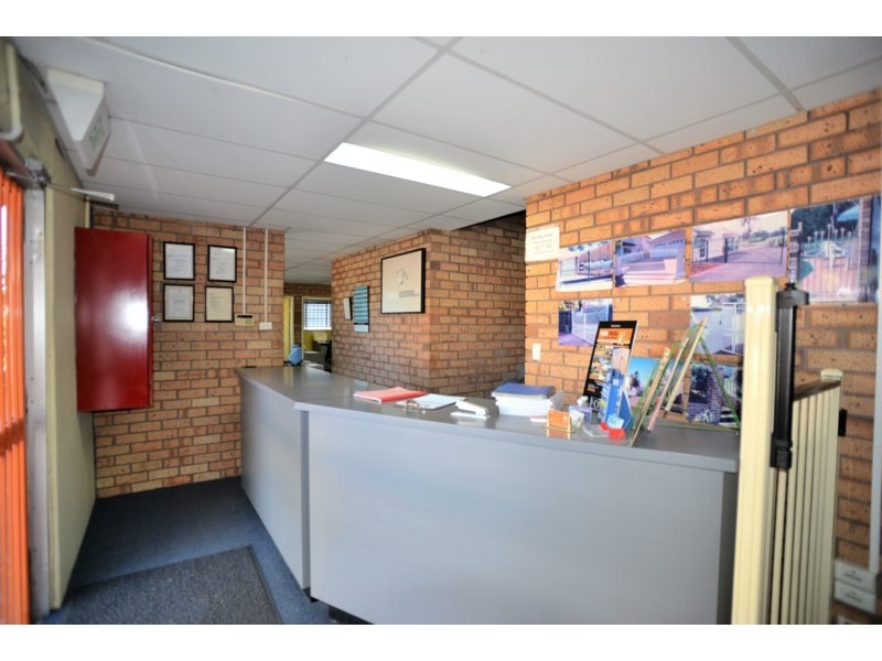 3351 Pacific Highway, Slacks Creek QLD 4127