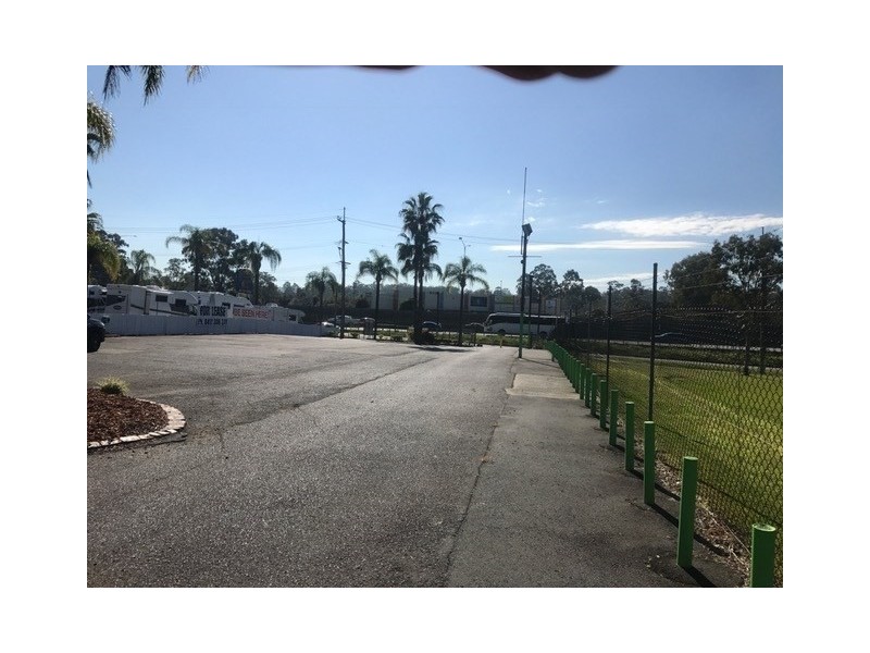 3779 Pacific Highway, Loganholme QLD 4129