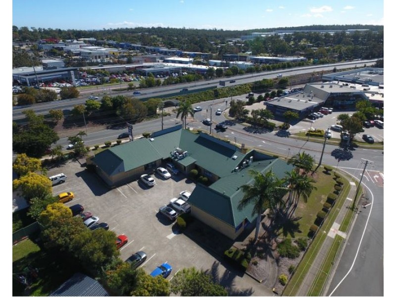 Units 1c & 4 3376 MT LINDESAY Highway, Regents Park QLD 4118