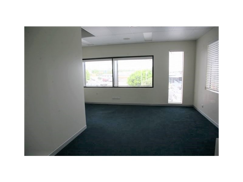 3/3352 Pacific Highway, Springwood QLD 4127