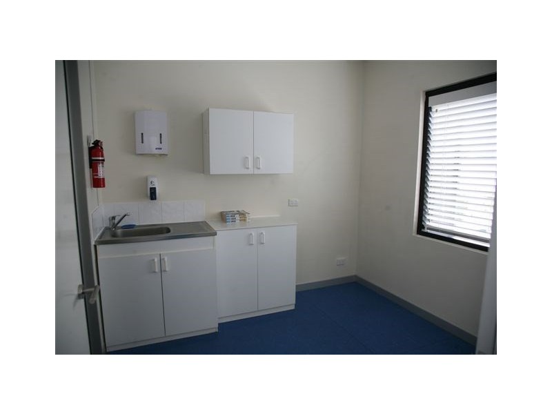 3/3352 Pacific Highway, Springwood QLD 4127