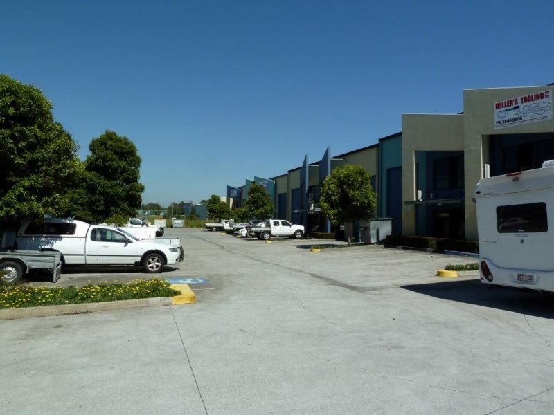 19/8 Riverland Drive, Loganholme QLD 4129