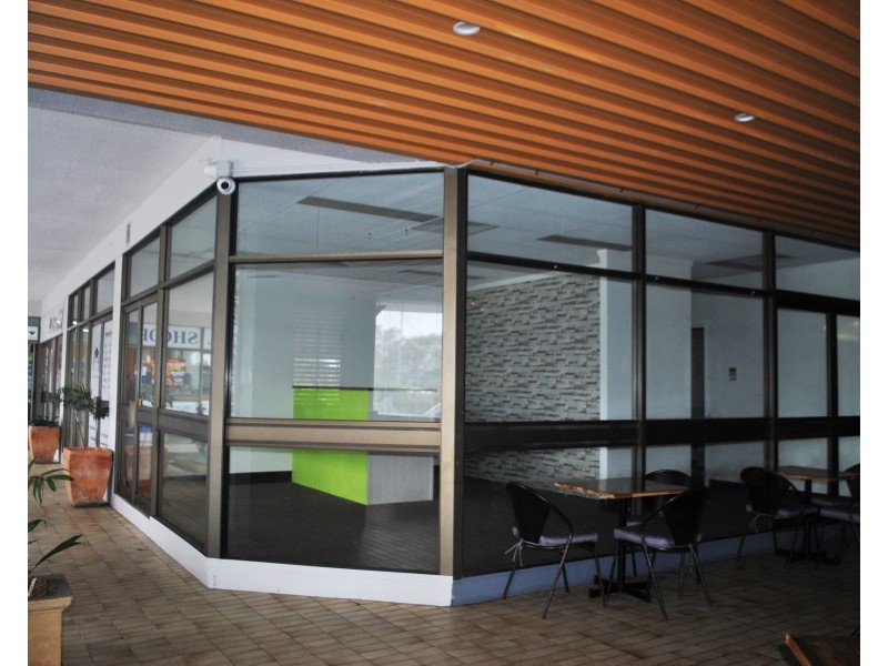 Unit 4A/3360 Pacific Highway, Springwood QLD 4127