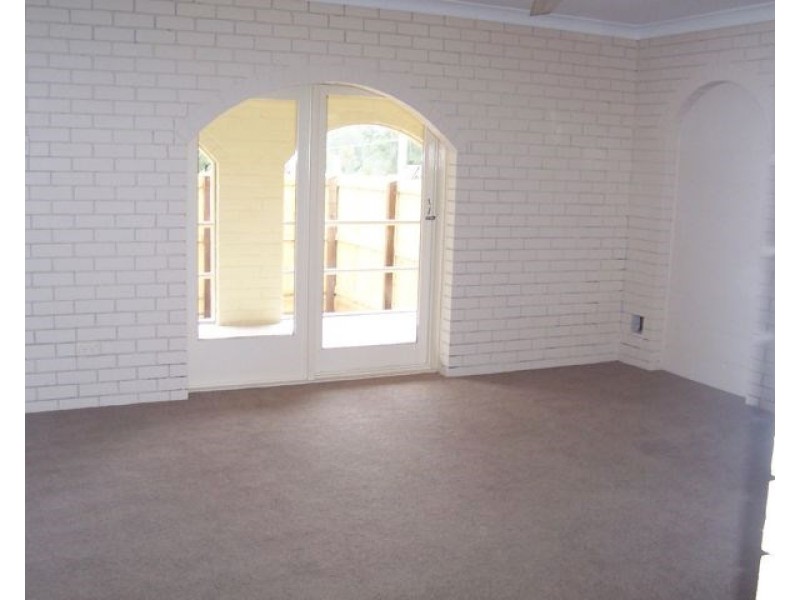 1/2-4 Osborne Court, Loganholme QLD 4129