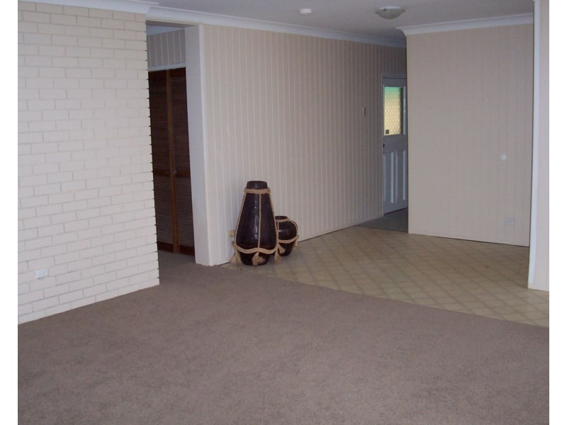 1/2-4 Osborne Court, Loganholme QLD 4129