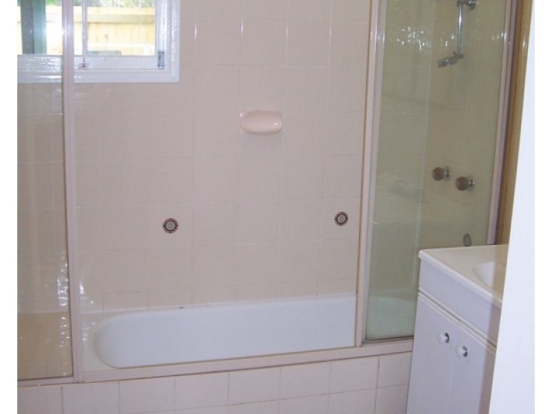 1/2-4 Osborne Court, Loganholme QLD 4129