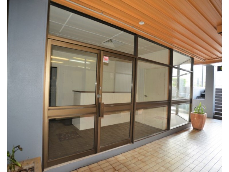 4B/3360 Pacific Highway, Springwood QLD 4127