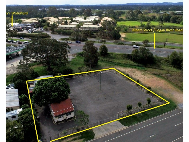 9 River Road, Waterford QLD 4133