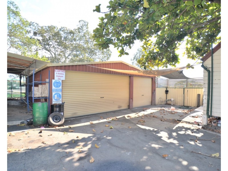 9 River Road, Waterford QLD 4133