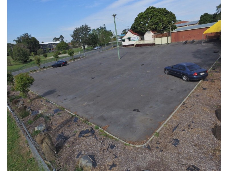 9 River Road, Waterford QLD 4133