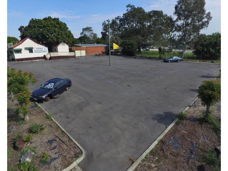 9 River Road, Waterford QLD 4133