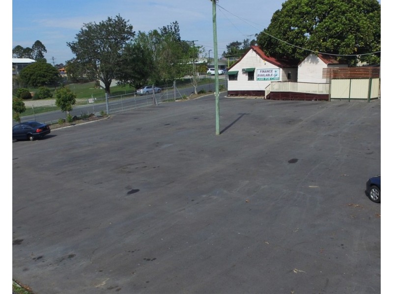 9 River Road, Waterford QLD 4133